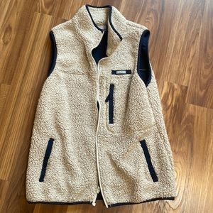 Size medium Columbia vest